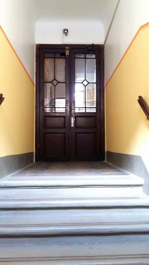 Center Studio Self Check In Renovated 2020 Riga Luaran gambar